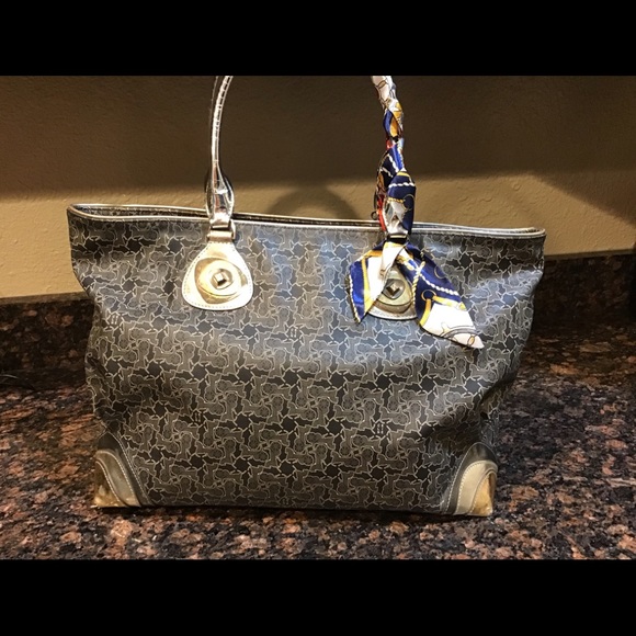 Celine Bags - Picture 1 of 16